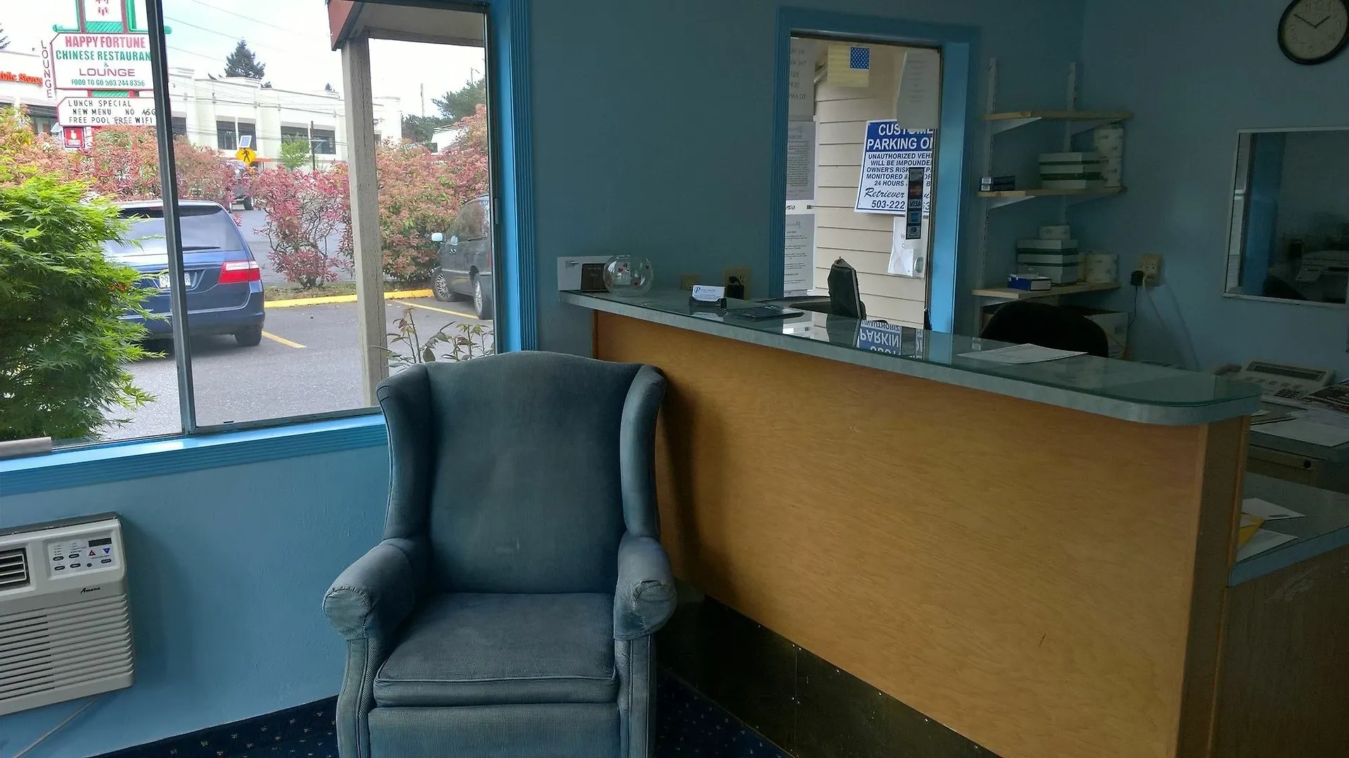 Portland Value Inn And Suites Hotel